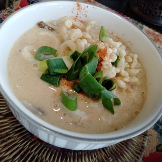 アツアツ粕うどん♥【まるごとサバ缶粕汁】